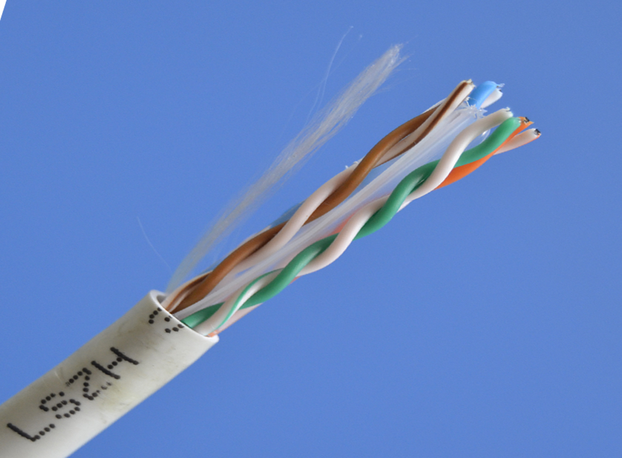 Cat 6 U/UTP LSZH Lan Cable 241063 Pony Cables