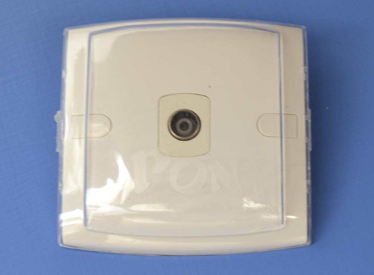 Television Face Plate – Pony Cables